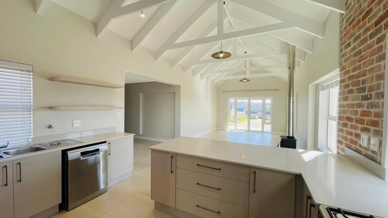 To Let 3 Bedroom Property for Rent in Plettenberg Bay Central Western Cape